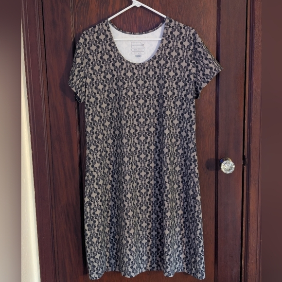 Merrell Dresses & Skirts - Merrell Athletic Dress Black And Gray Short Sleeve T-shirt Dress UPF 30+ Size XL